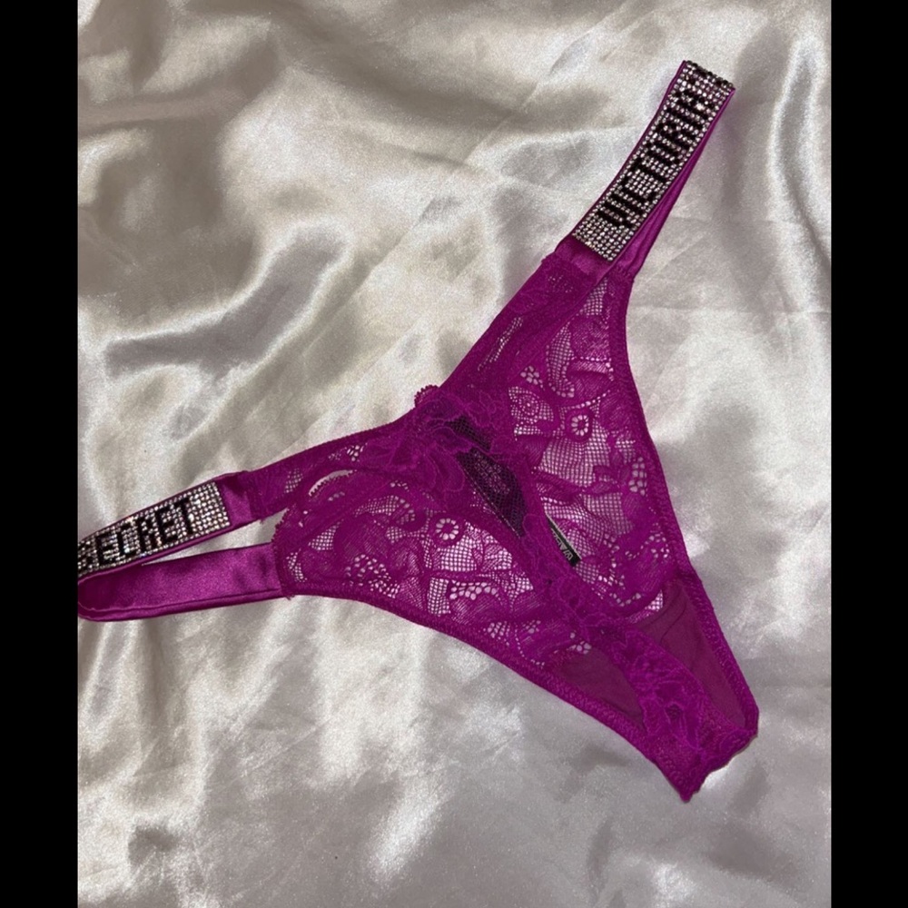 Shine Strap Lace Thong Panty in Lavender 💜
